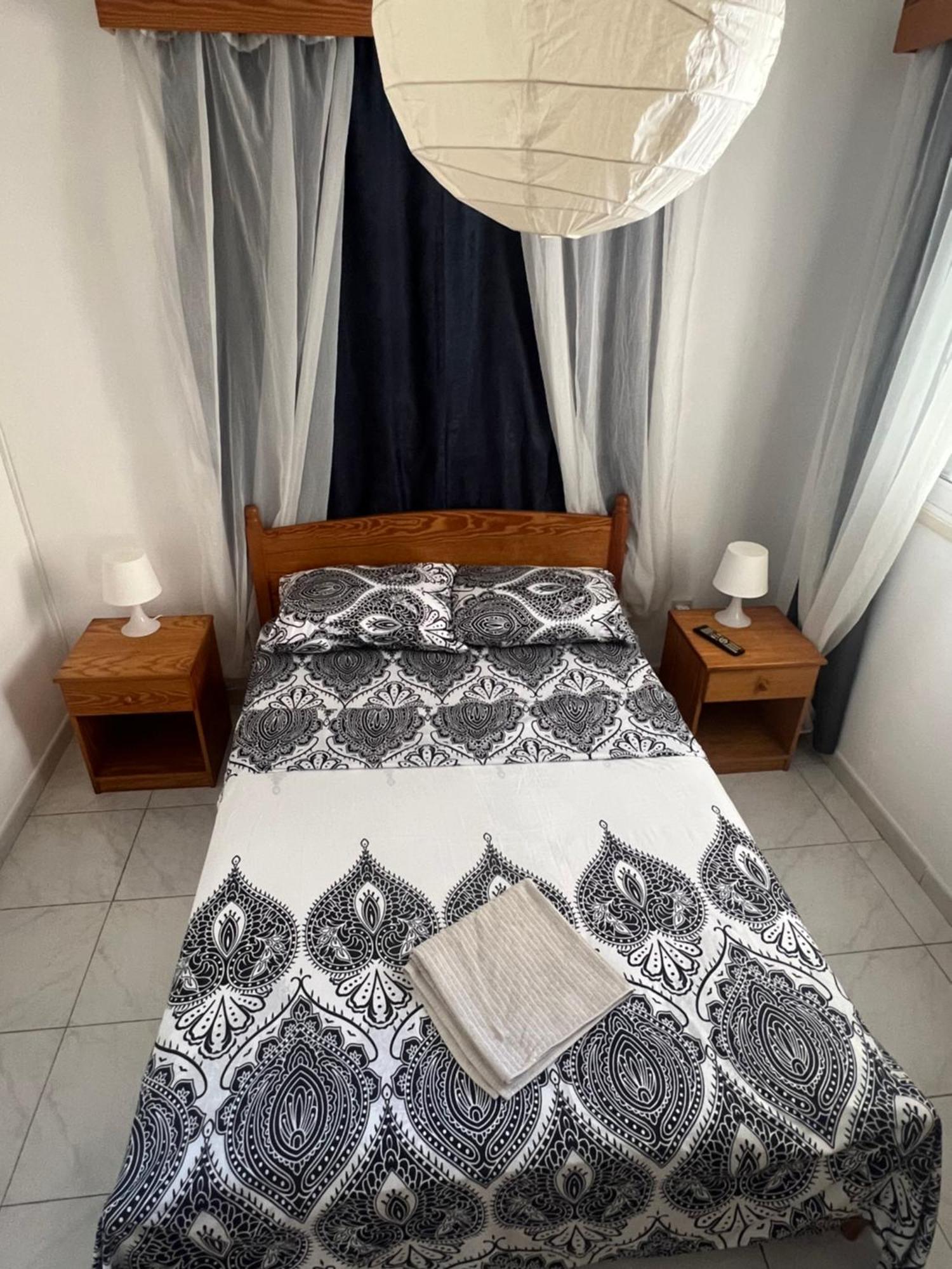 Guest House Larnaca Ngoại thất bức ảnh